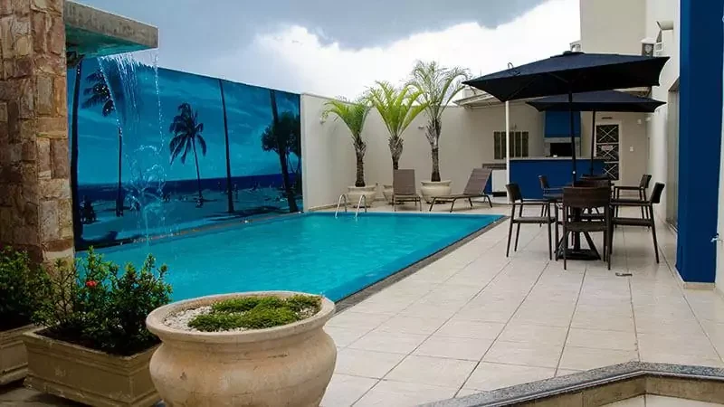 Mes da patria com o Hotel Primum Palace